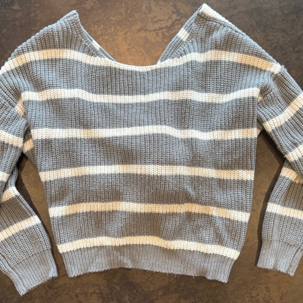 Hazel Moon Gray and White Striped Women's Sweater size Medium
